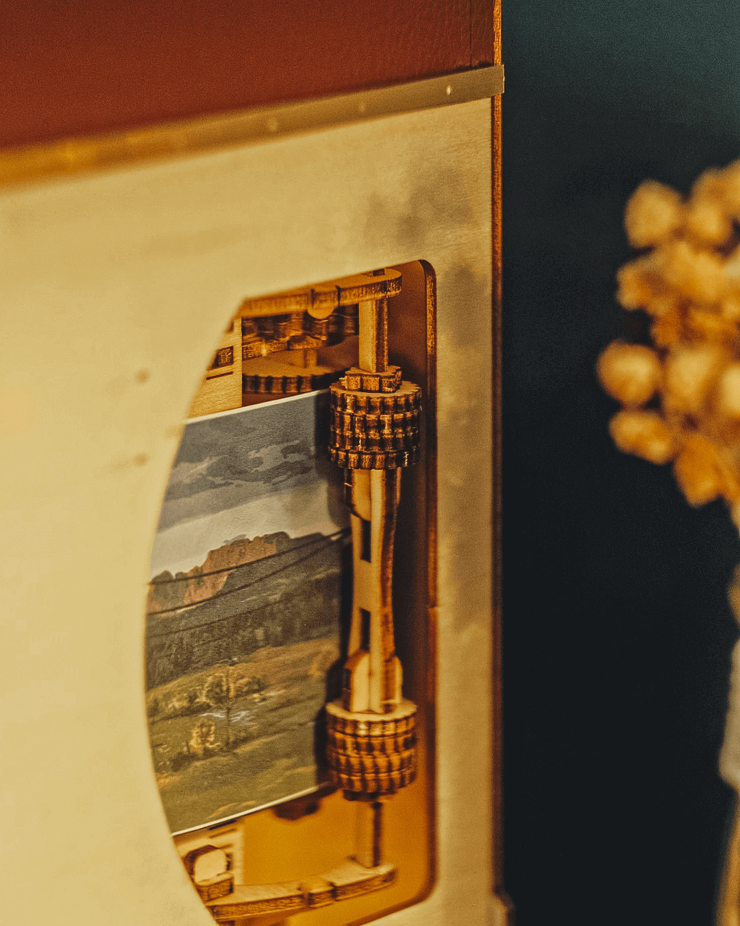 Moving 1940s Train Cabin Book Nook Kit